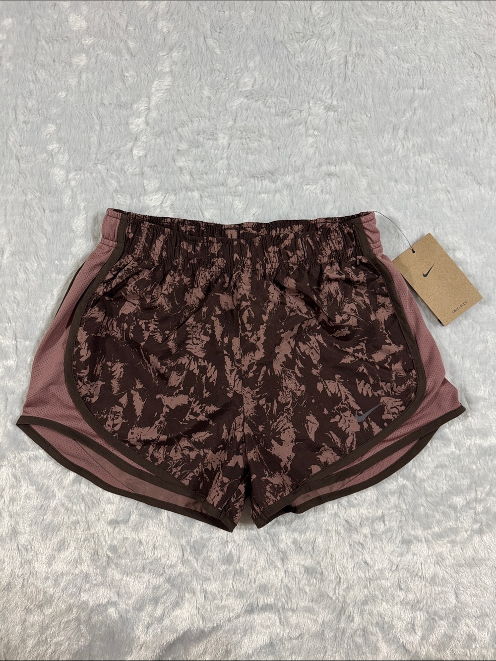 Nike NWT Dri Fit Training Women's Brown and Dusty Rose Patterned Athletic Shorts